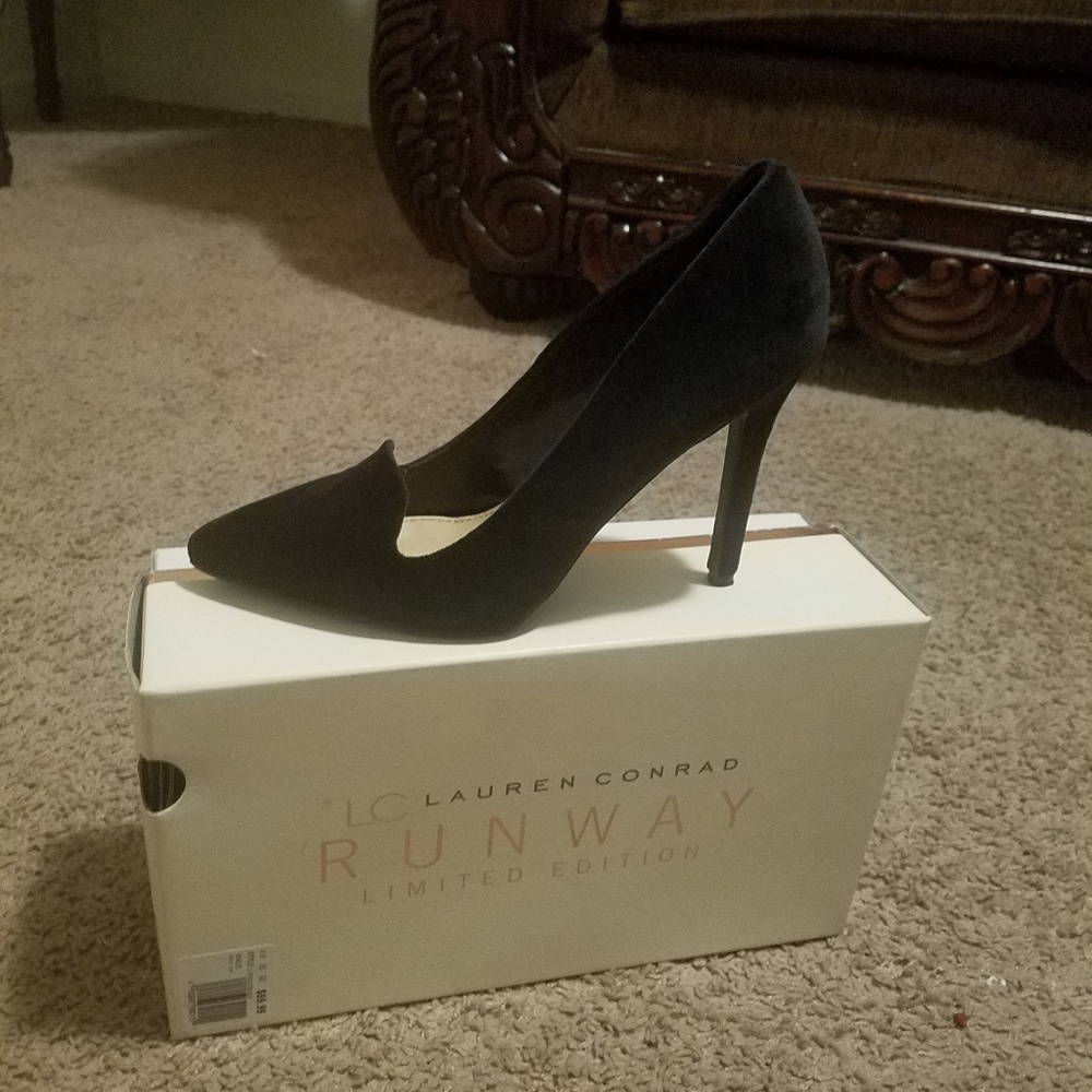 Lauren Conrad Runway Limited Edition